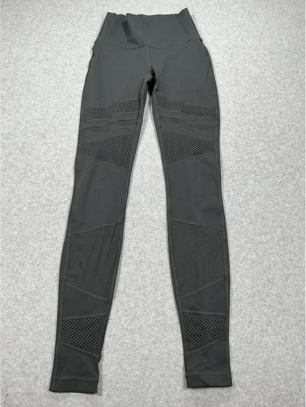 Lululemon Athletica‎ Black Women's Leggings Size 2